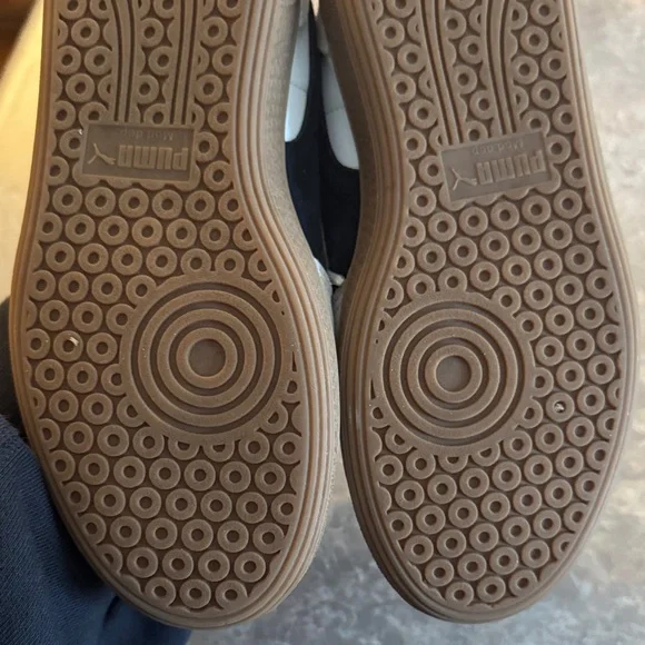 Puma Palermo Sneakers in White, Beige, and Black - Picture 3 of 7